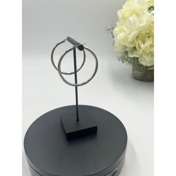 FAS Italy 925 Twisted Hoops 9.12 grams 1 3/4” Classic 3mm - Picture 4 of 8